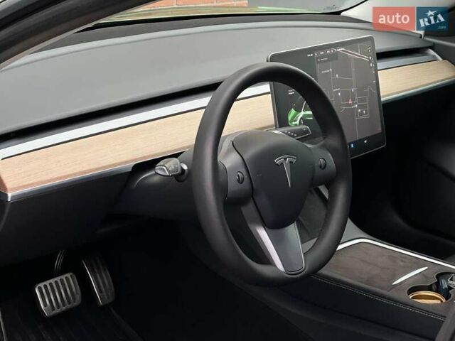 Тесла Модель 3 2021 у Києві на Automoto.ua Чорний Тесла Модель 3, об'ємом двигуна 0 л та пробігом 40 тис. км за 22990 $, фото 28 на Automoto.ua