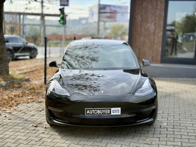 Чорний Тесла Модель 3, об'ємом двигуна 0 л та пробігом 81 тис. км за 19999 $, фото 1 на Automoto.ua