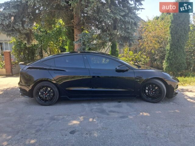 Чорний Тесла Модель 3, об'ємом двигуна 0 л та пробігом 67 тис. км за 22500 $, фото 20 на Automoto.ua