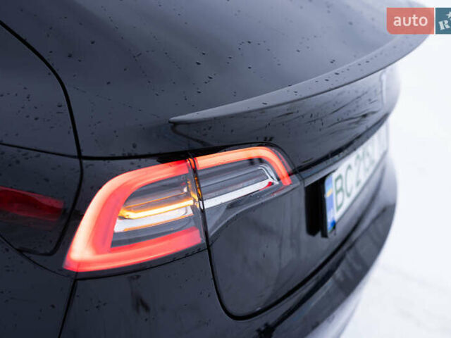 Чорний Тесла Модель 3, об'ємом двигуна 0 л та пробігом 40 тис. км за 23999 $, фото 12 на Automoto.ua