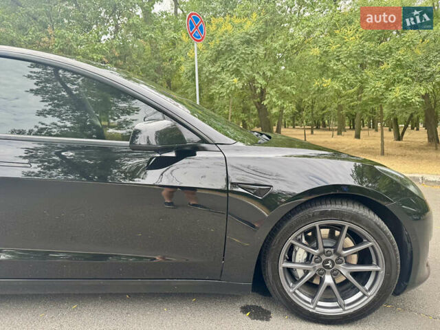 Чорний Тесла Модель 3, об'ємом двигуна 0 л та пробігом 82 тис. км за 24100 $, фото 13 на Automoto.ua