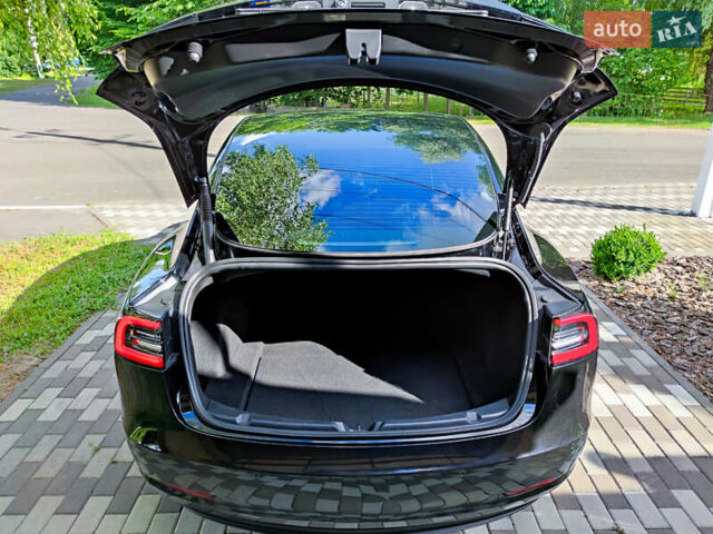 Черный Тесла Модель 3, объемом двигателя 0 л и пробегом 110 тыс. км за 19500 $, фото 12 на Automoto.ua