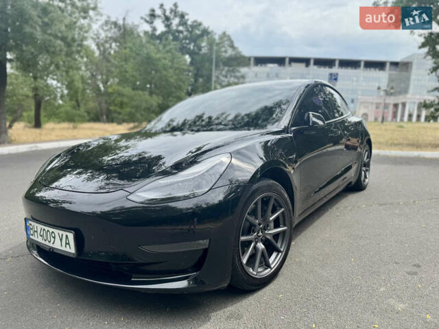 Чорний Тесла Модель 3, об'ємом двигуна 0 л та пробігом 82 тис. км за 19999 $, фото 5 на Automoto.ua