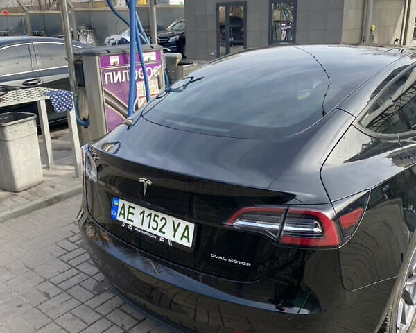 Чорний Тесла Модель 3, об'ємом двигуна 0 л та пробігом 76 тис. км за 27000 $, фото 6 на Automoto.ua