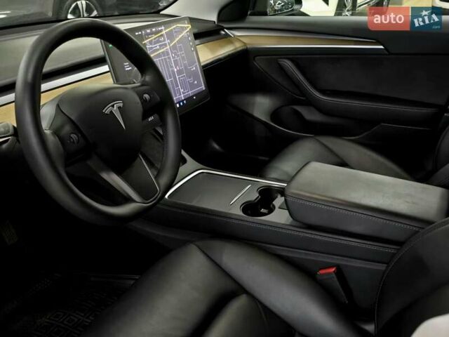Чорний Тесла Модель 3, об'ємом двигуна 0 л та пробігом 40 тис. км за 21999 $, фото 9 на Automoto.ua