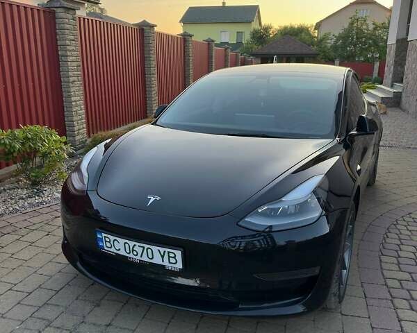 Черный Тесла Модель 3, объемом двигателя 0 л и пробегом 31 тыс. км за 22222 $, фото 17 на Automoto.ua