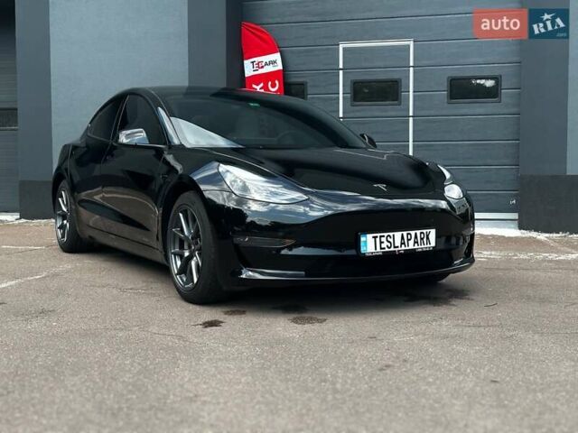 Чорний Тесла Модель 3, об'ємом двигуна 0 л та пробігом 45 тис. км за 23800 $, фото 11 на Automoto.ua