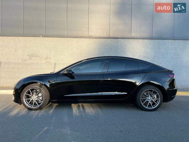 Черный Тесла Модель 3, объемом двигателя 0 л и пробегом 55 тыс. км за 18000 $, фото 2 на Automoto.ua