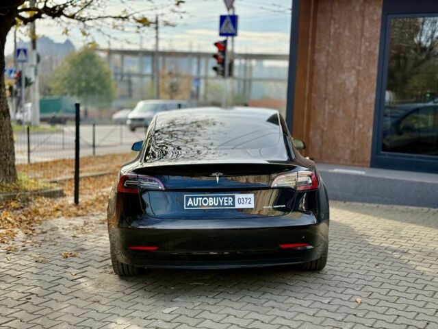 Чорний Тесла Модель 3, об'ємом двигуна 0 л та пробігом 81 тис. км за 19999 $, фото 6 на Automoto.ua