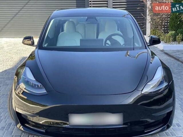 Черный Тесла Модель 3, объемом двигателя 0 л и пробегом 35 тыс. км за 26990 $, фото 1 на Automoto.ua