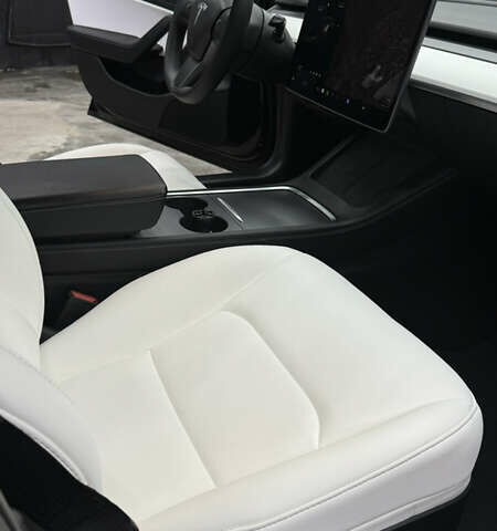 Чорний Тесла Модель 3, об'ємом двигуна 0 л та пробігом 59 тис. км за 23500 $, фото 25 на Automoto.ua