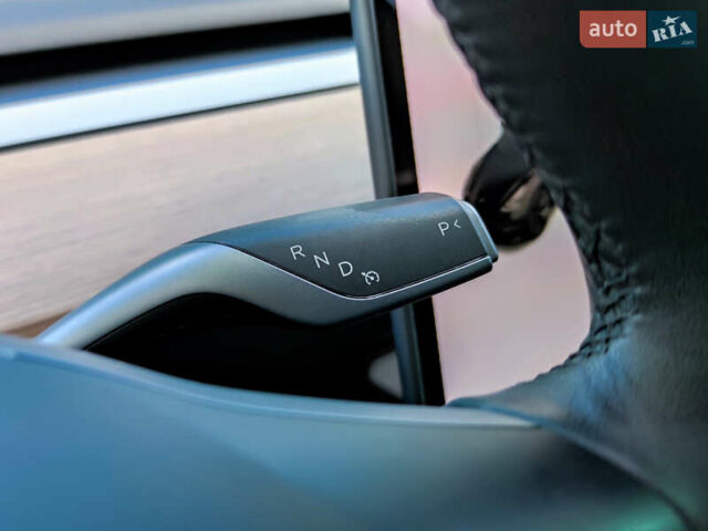 Черный Тесла Модель 3, объемом двигателя 0 л и пробегом 110 тыс. км за 19500 $, фото 29 на Automoto.ua