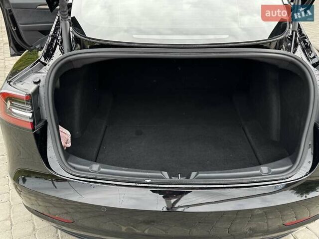 Черный Тесла Модель 3, объемом двигателя 0 л и пробегом 110 тыс. км за 18500 $, фото 10 на Automoto.ua