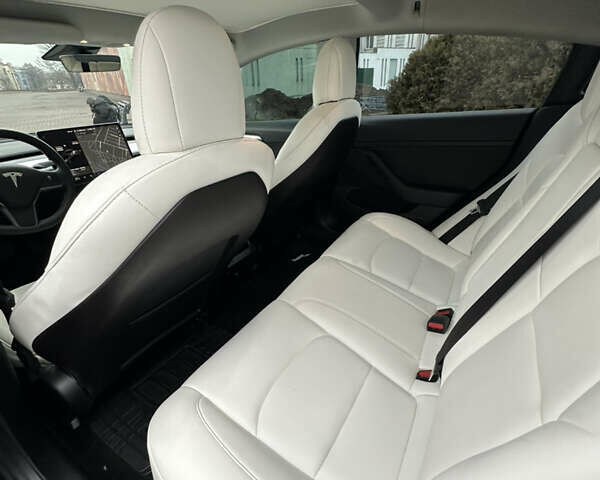 Чорний Тесла Модель 3, об'ємом двигуна 0 л та пробігом 120 тис. км за 19500 $, фото 17 на Automoto.ua