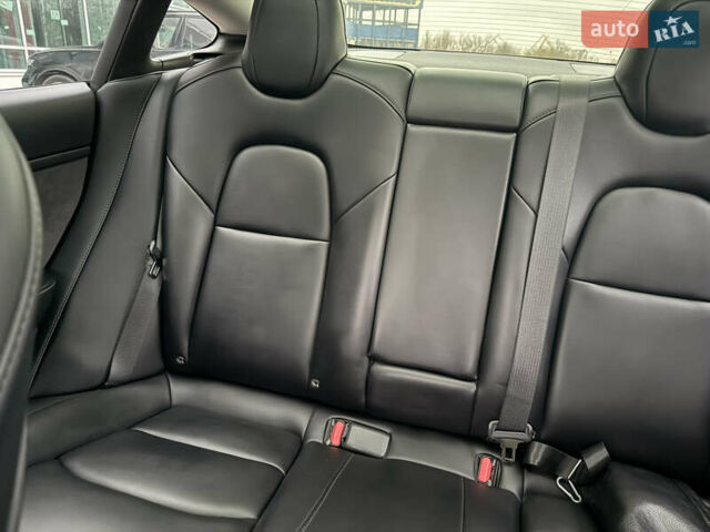 Чорний Тесла Модель 3, об'ємом двигуна 0 л та пробігом 90 тис. км за 23500 $, фото 14 на Automoto.ua