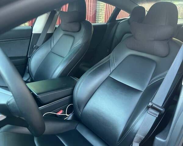 Черный Тесла Модель 3, объемом двигателя 0 л и пробегом 31 тыс. км за 22222 $, фото 12 на Automoto.ua