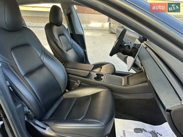 Черный Тесла Модель 3, объемом двигателя 0 л и пробегом 140 тыс. км за 22500 $, фото 23 на Automoto.ua