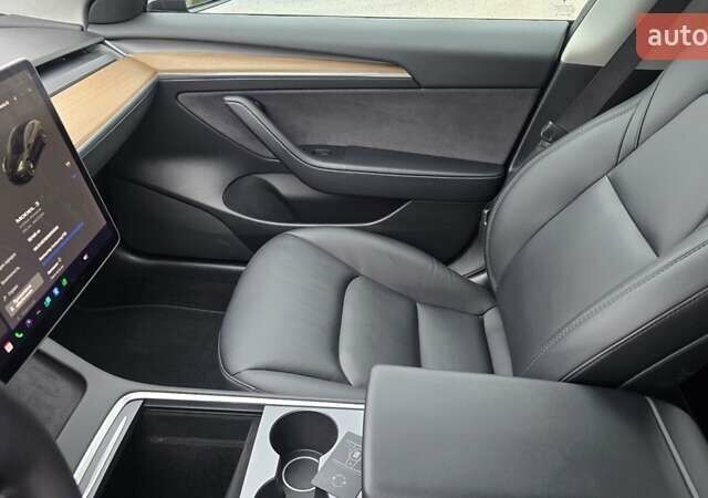 Чорний Тесла Модель 3, об'ємом двигуна 0 л та пробігом 152 тис. км за 21999 $, фото 4 на Automoto.ua