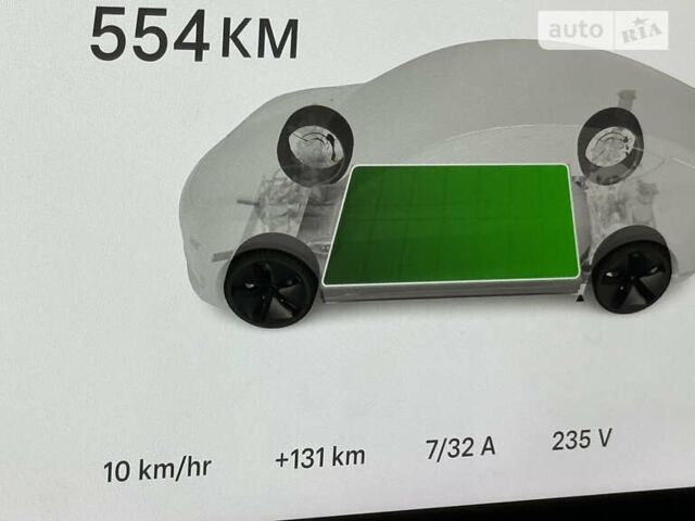 Чорний Тесла Модель 3, об'ємом двигуна 0 л та пробігом 25 тис. км за 27999 $, фото 2 на Automoto.ua