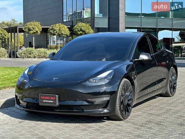 Черный Тесла Модель 3, объемом двигателя 0 л и пробегом 130 тыс. км за 21300 $, фото 2 на Automoto.ua