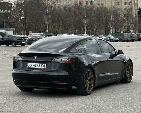 Черный Тесла Модель 3, объемом двигателя 0 л и пробегом 59 тыс. км за 16800 $, фото 1 на Automoto.ua