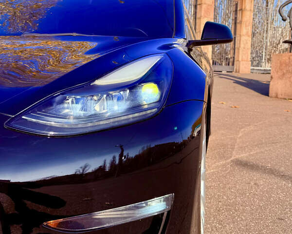 Чорний Тесла Модель 3, об'ємом двигуна 0 л та пробігом 90 тис. км за 23500 $, фото 19 на Automoto.ua