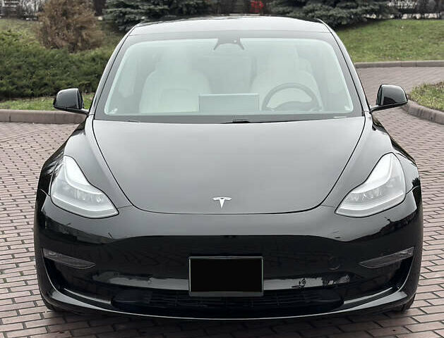 Черный Тесла Модель 3, объемом двигателя 0 л и пробегом 120 тыс. км за 18500 $, фото 4 на Automoto.ua