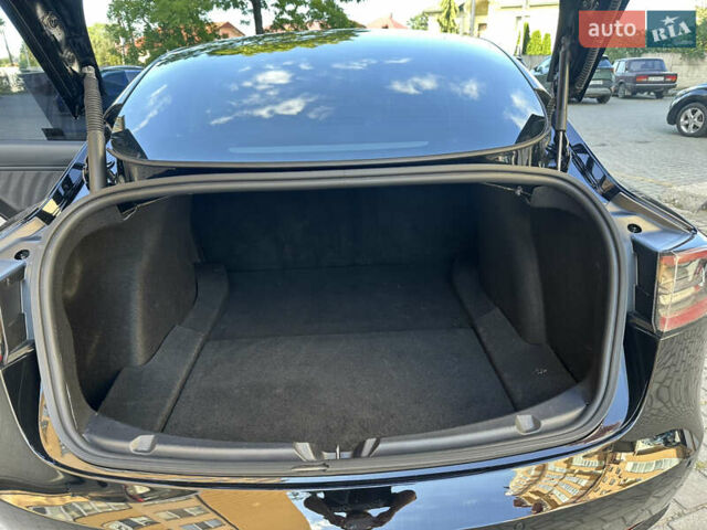 Черный Тесла Модель 3, объемом двигателя 0 л и пробегом 140 тыс. км за 22500 $, фото 25 на Automoto.ua