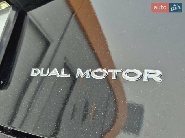 Черный Тесла Модель 3, объемом двигателя 0 л и пробегом 65 тыс. км за 24999 $, фото 9 на Automoto.ua