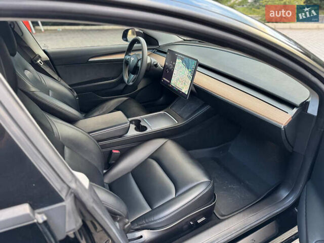 Черный Тесла Модель 3, объемом двигателя 0 л и пробегом 50 тыс. км за 24400 $, фото 10 на Automoto.ua