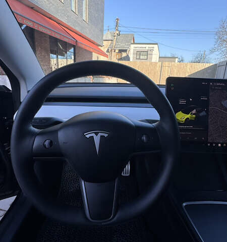 Черный Тесла Модель 3, объемом двигателя 0 л и пробегом 57 тыс. км за 25499 $, фото 11 на Automoto.ua
