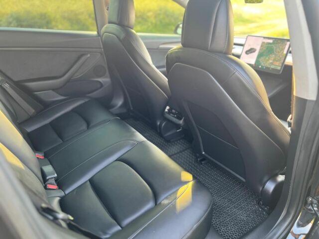 Тесла Модель 3 2021 в Луцке на Automoto.ua Черный Тесла Модель 3, объемом двигателя 0 л и пробегом 190 тыс. км за 21000 $, фото 8 на Automoto.ua