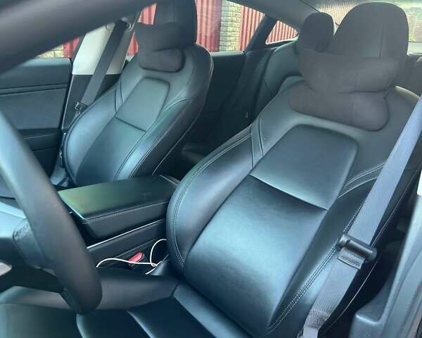 Черный Тесла Модель 3, объемом двигателя 0 л и пробегом 31 тыс. км за 22222 $, фото 13 на Automoto.ua