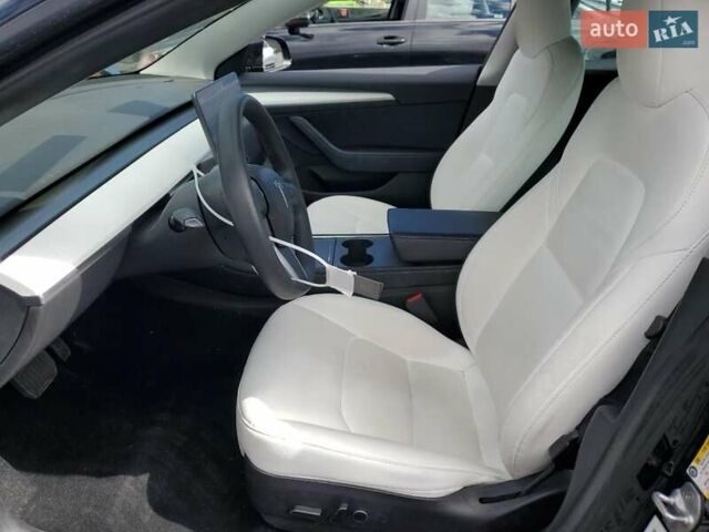 Чорний Тесла Модель 3, об'ємом двигуна 0 л та пробігом 185 тис. км за 13500 $, фото 6 на Automoto.ua