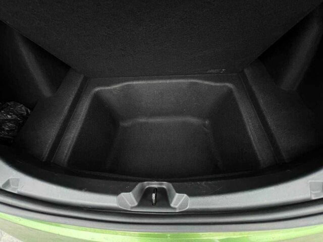 Черный Тесла Модель 3, объемом двигателя 0 л и пробегом 40 тыс. км за 22990 $, фото 16 на Automoto.ua