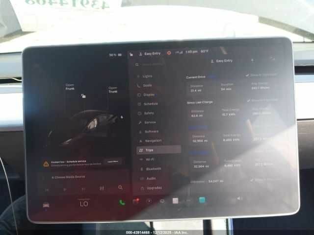 Чорний Тесла Модель 3, об'ємом двигуна 0 л та пробігом 86 тис. км за 3500 $, фото 10 на Automoto.ua