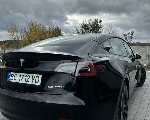 Чорний Тесла Модель 3, об'ємом двигуна 0 л та пробігом 98 тис. км за 21800 $, фото 7 на Automoto.ua