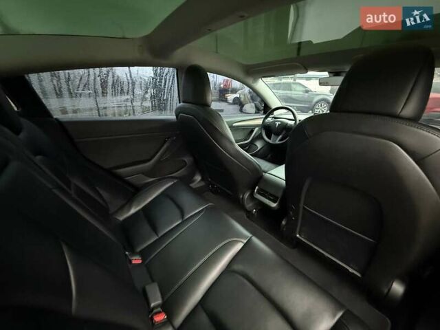 Чорний Тесла Модель 3, об'ємом двигуна 0 л та пробігом 321 тис. км за 14500 $, фото 19 на Automoto.ua