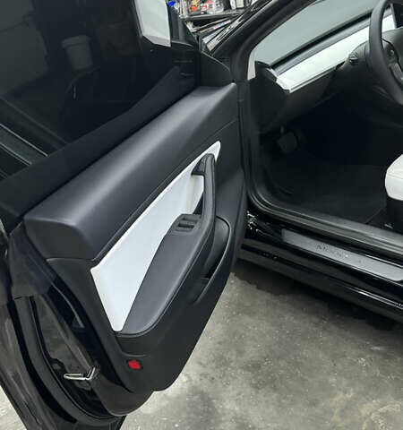 Чорний Тесла Модель 3, об'ємом двигуна 0 л та пробігом 59 тис. км за 23500 $, фото 14 на Automoto.ua