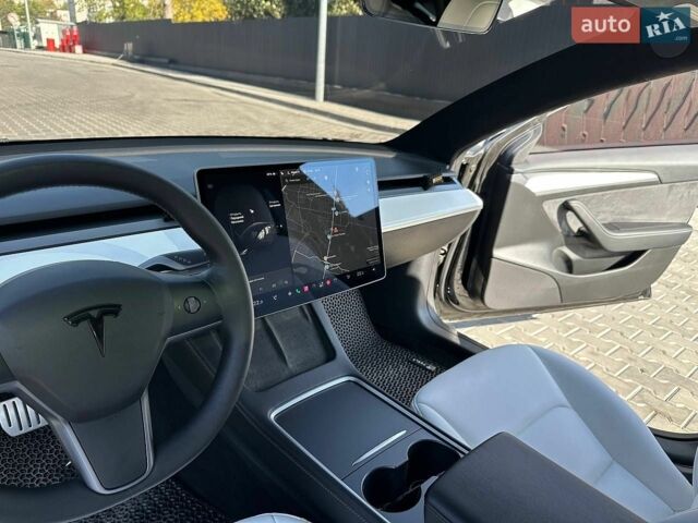 Черный Тесла Модель 3, объемом двигателя 0 л и пробегом 130 тыс. км за 21300 $, фото 8 на Automoto.ua