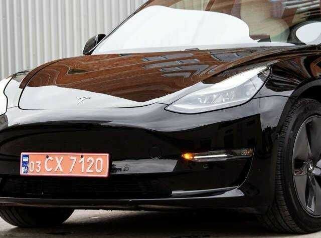 Чорний Тесла Модель 3, об'ємом двигуна 0 л та пробігом 98 тис. км за 17500 $, фото 4 на Automoto.ua