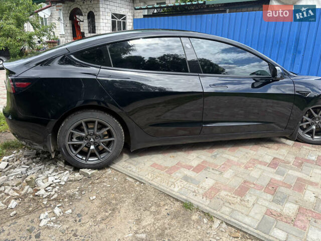 Чорний Тесла Модель 3, об'ємом двигуна 0 л та пробігом 67 тис. км за 20500 $, фото 2 на Automoto.ua