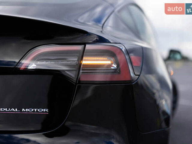 Тесла Модель 3 2021 в Львове на Automoto.ua Черный Тесла Модель 3, объемом двигателя 0 л и пробегом 35 тыс. км за 25499 $, фото 8 на Automoto.ua