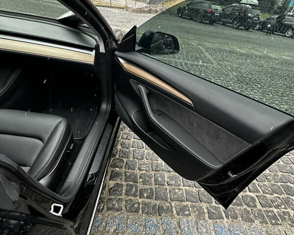 Черный Тесла Модель 3, объемом двигателя 0 л и пробегом 11 тыс. км за 35000 $, фото 13 на Automoto.ua