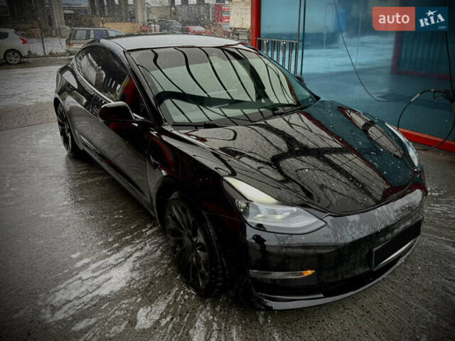 Чорний Тесла Модель 3, об'ємом двигуна 0 л та пробігом 52 тис. км за 20900 $, фото 2 на Automoto.ua