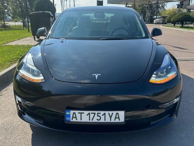 Черный Тесла Модель 3, объемом двигателя 0 л и пробегом 135 тыс. км за 15300 $, фото 2 на Automoto.ua