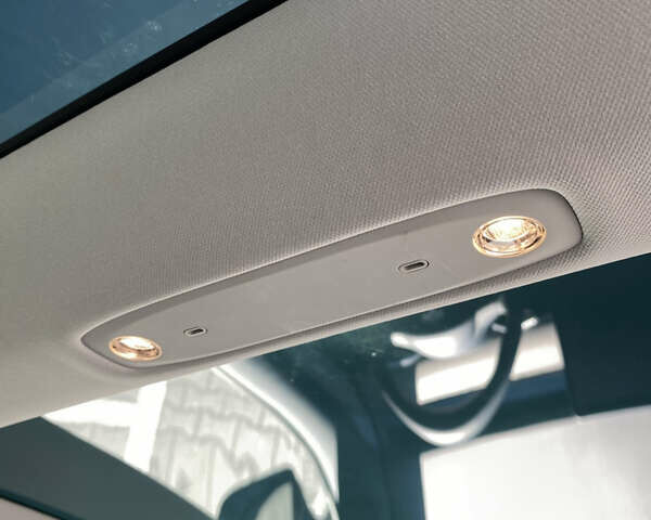 Черный Тесла Модель 3, объемом двигателя 0 л и пробегом 61 тыс. км за 26800 $, фото 31 на Automoto.ua