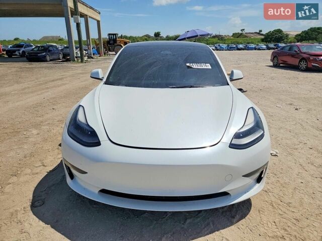 Чорний Тесла Модель 3, об'ємом двигуна 0 л та пробігом 92 тис. км за 6000 $, фото 4 на Automoto.ua