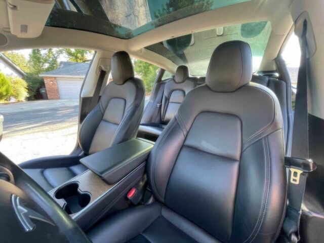 Черный Тесла Модель 3, объемом двигателя 0 л и пробегом 16 тыс. км за 9000 $, фото 10 на Automoto.ua