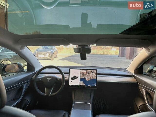 Чорний Тесла Модель 3, об'ємом двигуна 0 л та пробігом 92 тис. км за 12800 $, фото 9 на Automoto.ua